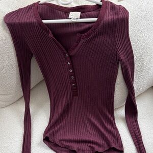 Elegant Ribbed Long Sleeve Top - Deep Burgundy